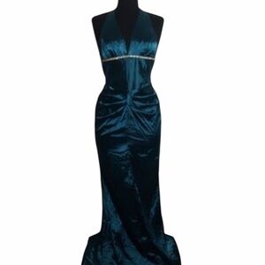 Halter Maxi Dress – Size Large – Elegant Evening / Formal Dress
